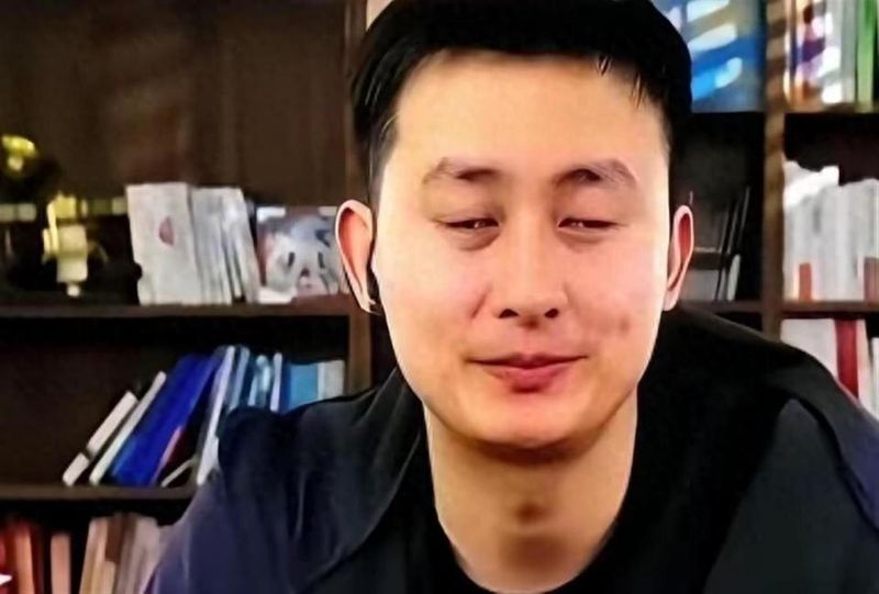 灰色头像背后的系统重构:武亮复播技术复盘与数据密码 新闻 灰色头像背后的系统重构:武亮复播技术复盘与数据密码 新闻